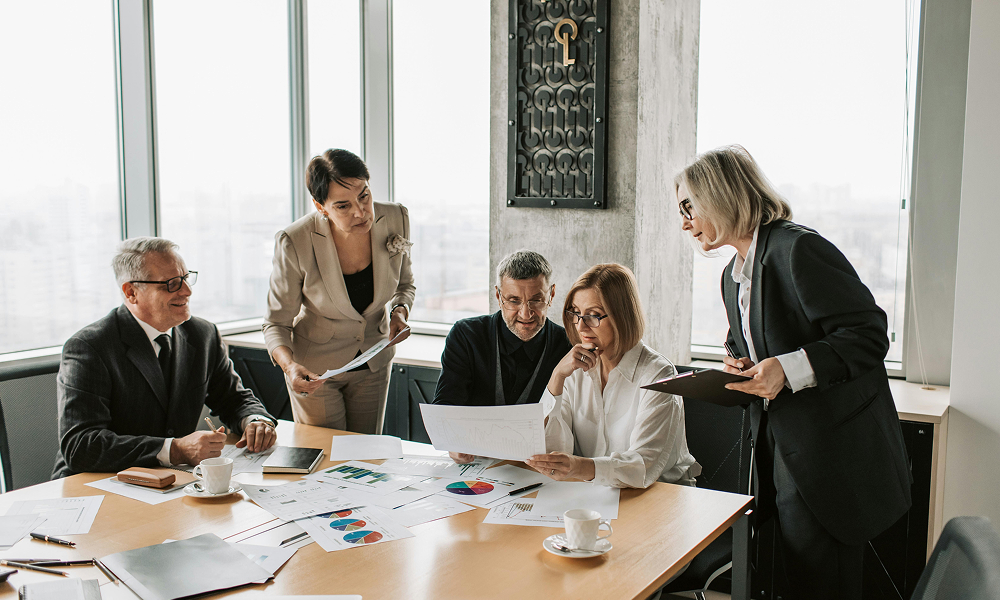 WSL Insights Why Serving Leadership Image